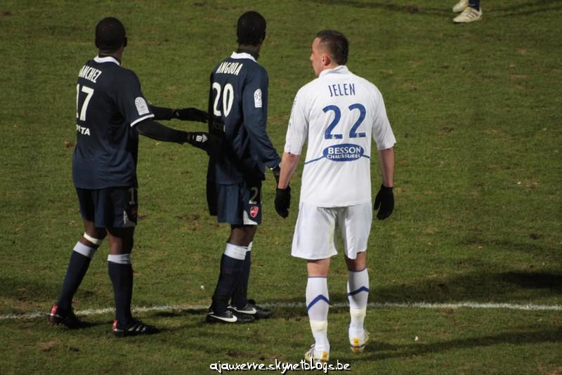 06-03-10 AJA-Valenciennes 108.jpg
